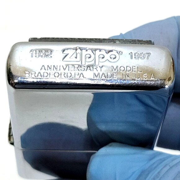 Zippo Factory Error 65th Anniversary Limited Edition Lighter 1932-1997 RARE VTG - Picture 3 of 9